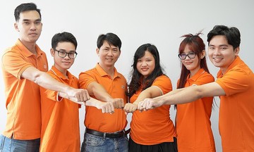 Bỏ nghề bác sĩ, Huyền Trâm quyết chơi 'tất tay' với nghề BA ở FPT