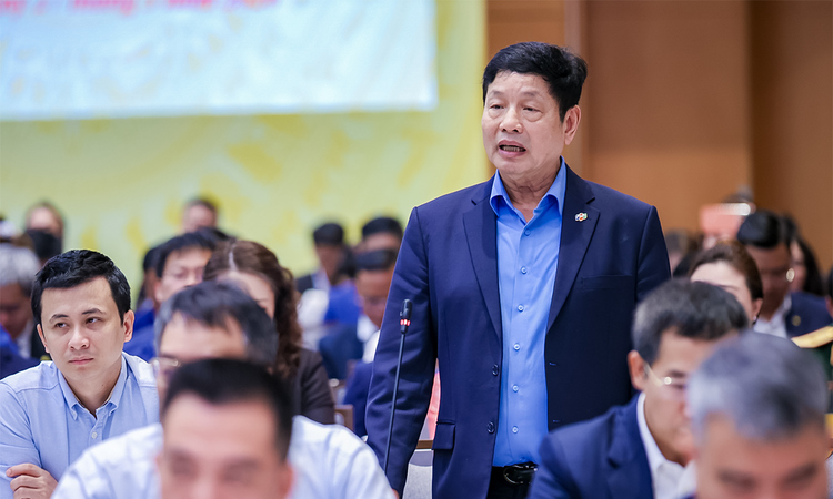Chủ tịch FPT nêu 3 kiến nghị với Thủ tướng