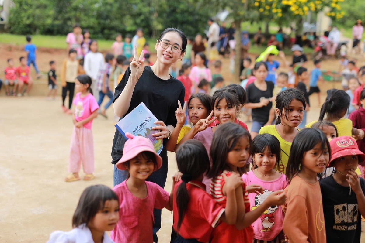 <p class="Normal"> Tâm Như còn tham gia dự án “SafeEdu” về phòng chống ma túy và bạo lực học đường, đồng thời cùng đội thi giành giải Nhì toàn quốc cuộc thi “Trường học không ma túy 2024”.</p>