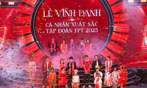 Tập đoàn vinh danh Top 100 FPT 2025