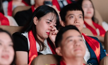 Những khoảng lặng tại Top 100 FPT 2025