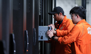 [BREAKING NEWS]: FPT giành hàng chục triệu USD bằng từ khóa 'siêu hot'