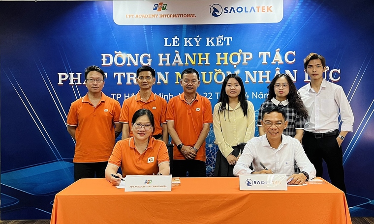 Viện đào tạo Quốc tế FPT hợp tác Saolatek đào tạo drone thực chiến