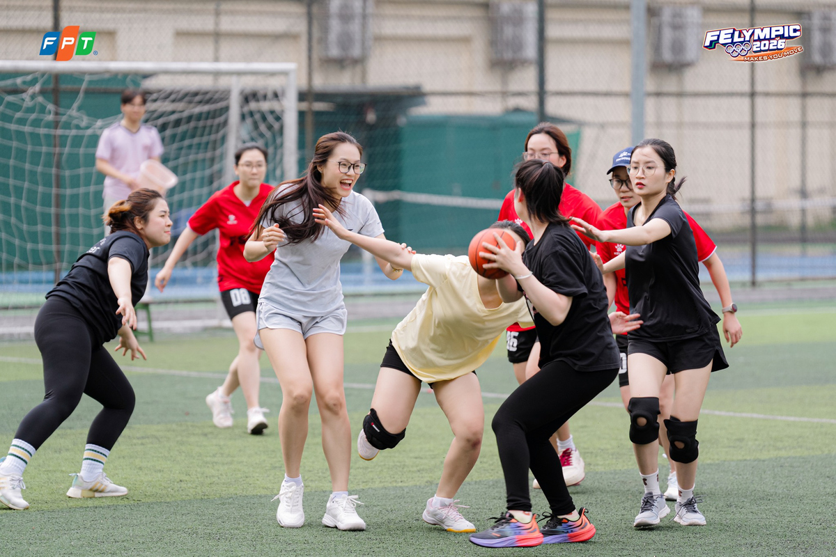 <p> FElympic còn là sân chơi của chị em nhà F với những bộ môn như bóng sọt, pickleball... </p>