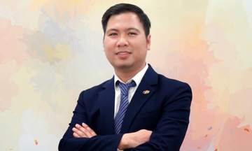 Nguyễn Văn Vững chọn đứng nơi đầu gió