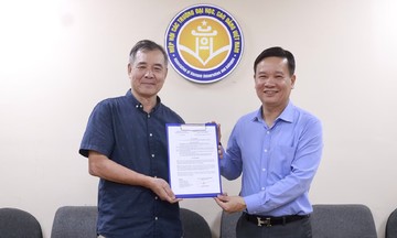 Anh Lê Trường Tùng nhận nhiệm vụ điều hành Hiệp hội Các trường đại học, cao đẳng Việt Nam