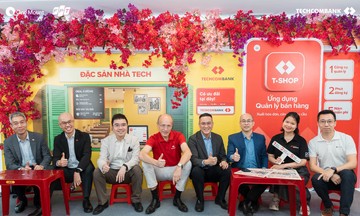 FPT tiếp sức tiểu thương kinh doanh trong thời thuế mới