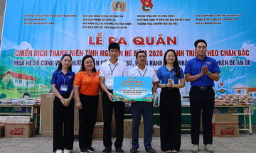 Quỹ nhà FPT tiếp sức đến trường cho học sinh vùng biên giới Nghệ An