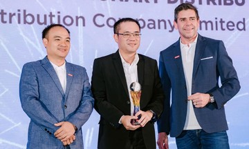 FPT được Lenovo vinh danh Top Consumer Visionary Distributor FY2526