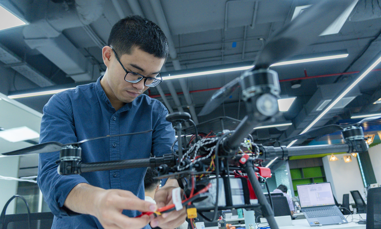 FPT UAV Hackathon sẵn sàng ‘tiếp lửa’ drone kit cho 'các chiến binh nhà F'