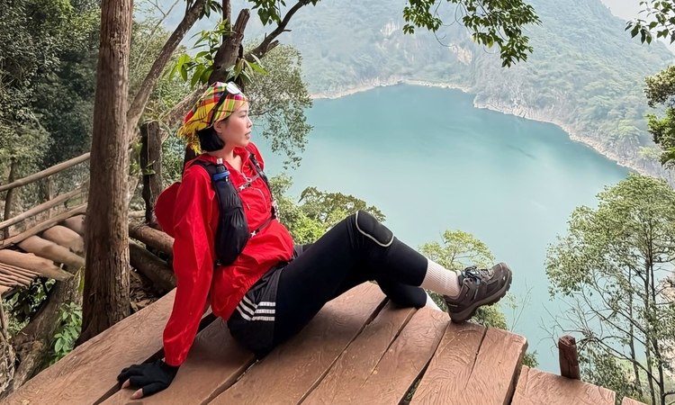 Nàng thơ nhà F mê leo núi và hành trình 'ở lại vì văn hoá FPT'