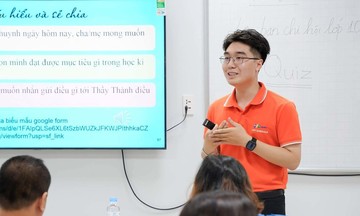 Thầy giáo dạy Hoá tự viết phần mềm cho hàng nghìn học sinh