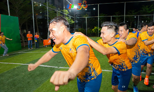 FPT Cup 13/9: FSOFT đăng quang Cần Thơ, FE-2 Vô địch Gia Lai