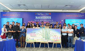 FPT và đối tác khởi động chương trình 'San sẻ gánh nặng vì bệnh nhân ung thư'