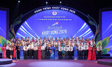 13 đại diện FPT được Công đoàn Khoa học và Công nghệ Việt Nam tuyên dương