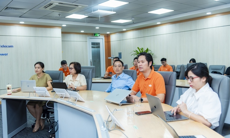 8 sáng kiến nhà F 'rượt đuổi' tại chung khảo số 7 iKhiến
