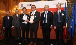 FPT bắt tay thành viên ‘gã khổng lồ’ CMA CGM thúc đẩy chuyển đổi AI và phát triển bền vững ngành logistics