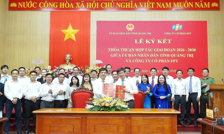 Tập đoàn FPT ký kết thỏa thuận hợp tác với UBND tỉnh Quảng Trị