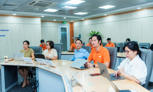 Lộ diện chủ nhân giải Vàng iKhiến số 7, FPT Education bứt phá trên bảng xếp hạng năm